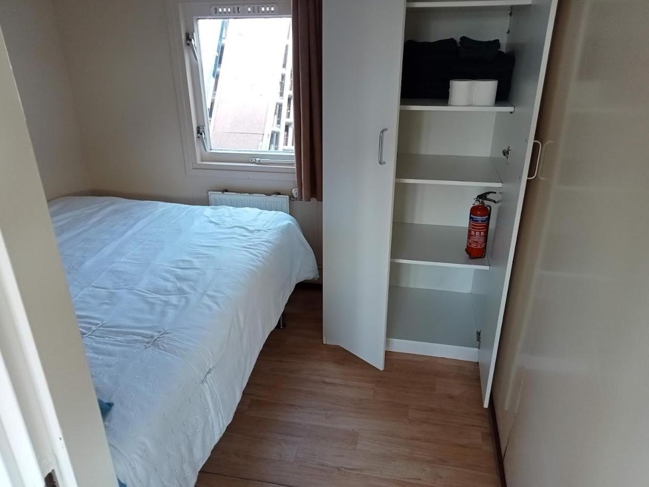 Chalet Tiny House Nabij De Kust