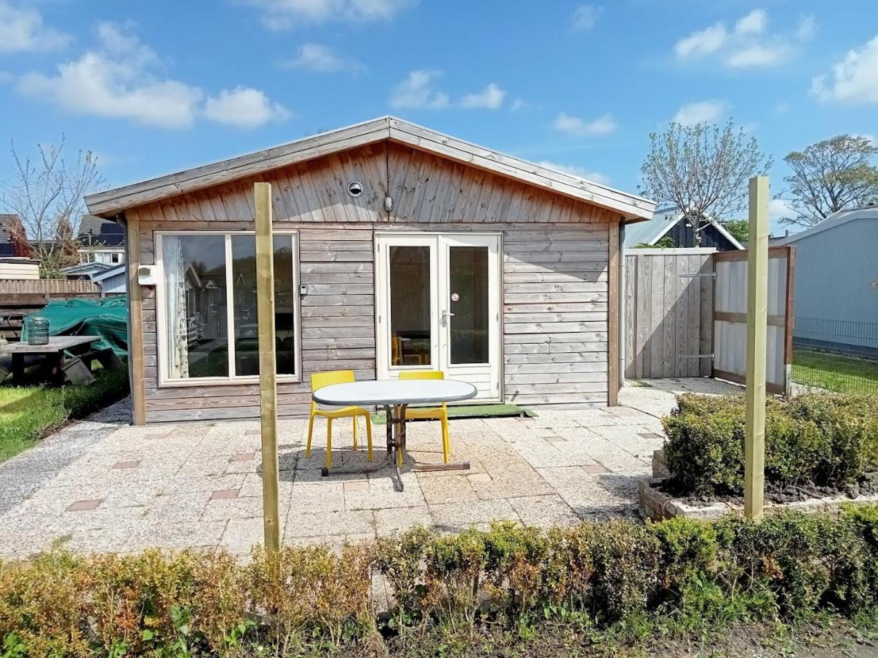Chalet Tiny House Nabij De Kust *